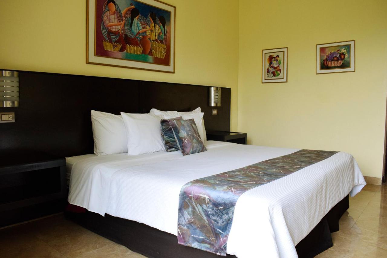 Park Hotel Santa Cruz Verapaz Exterior foto